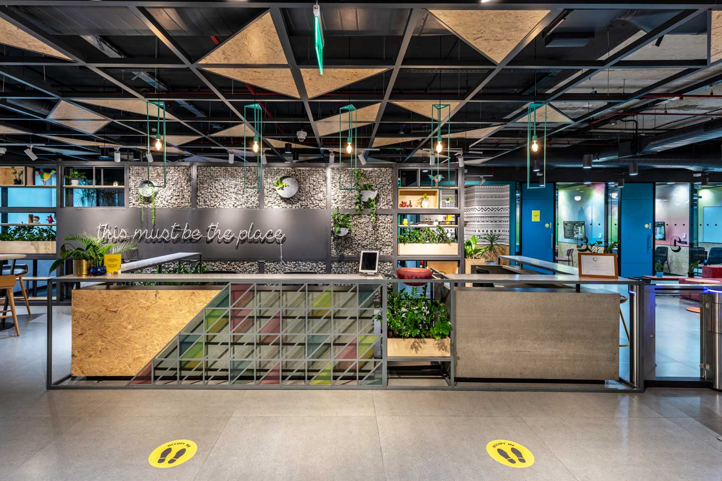 2gethr - Mantri Commercio