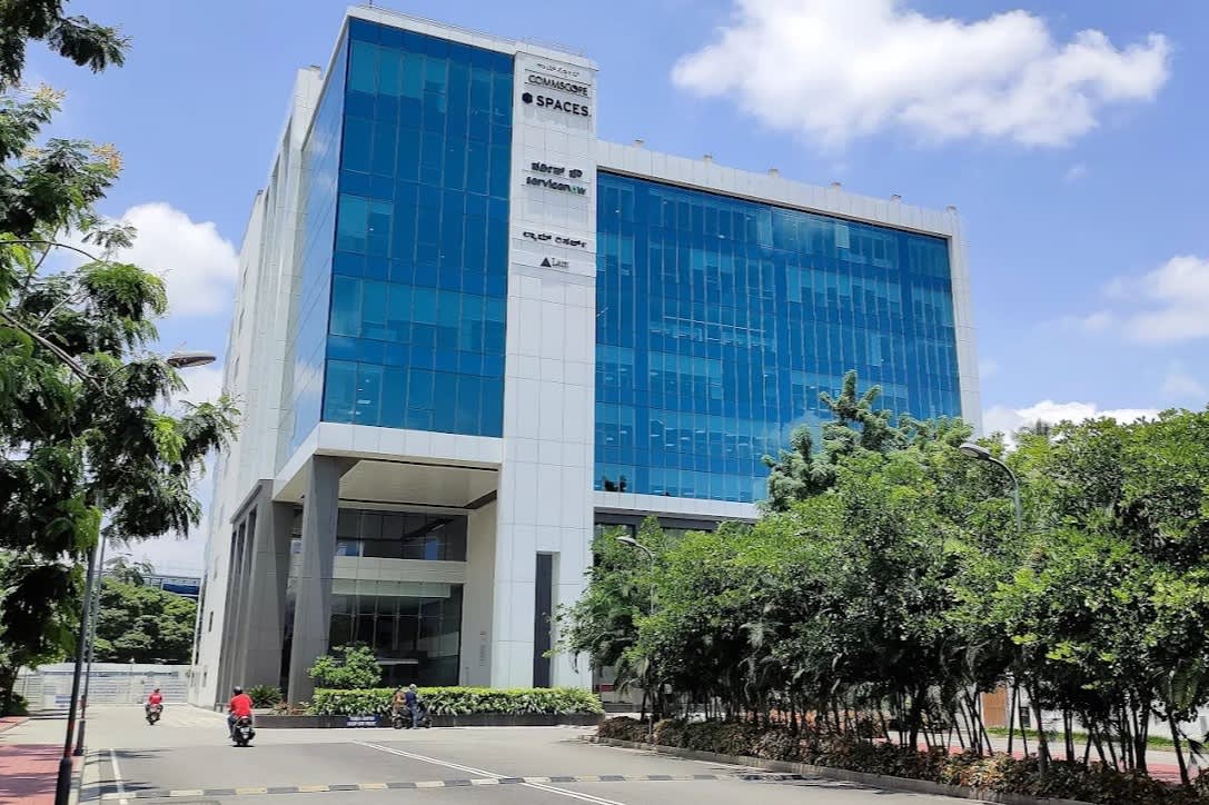 Regus - Fairway Business Park